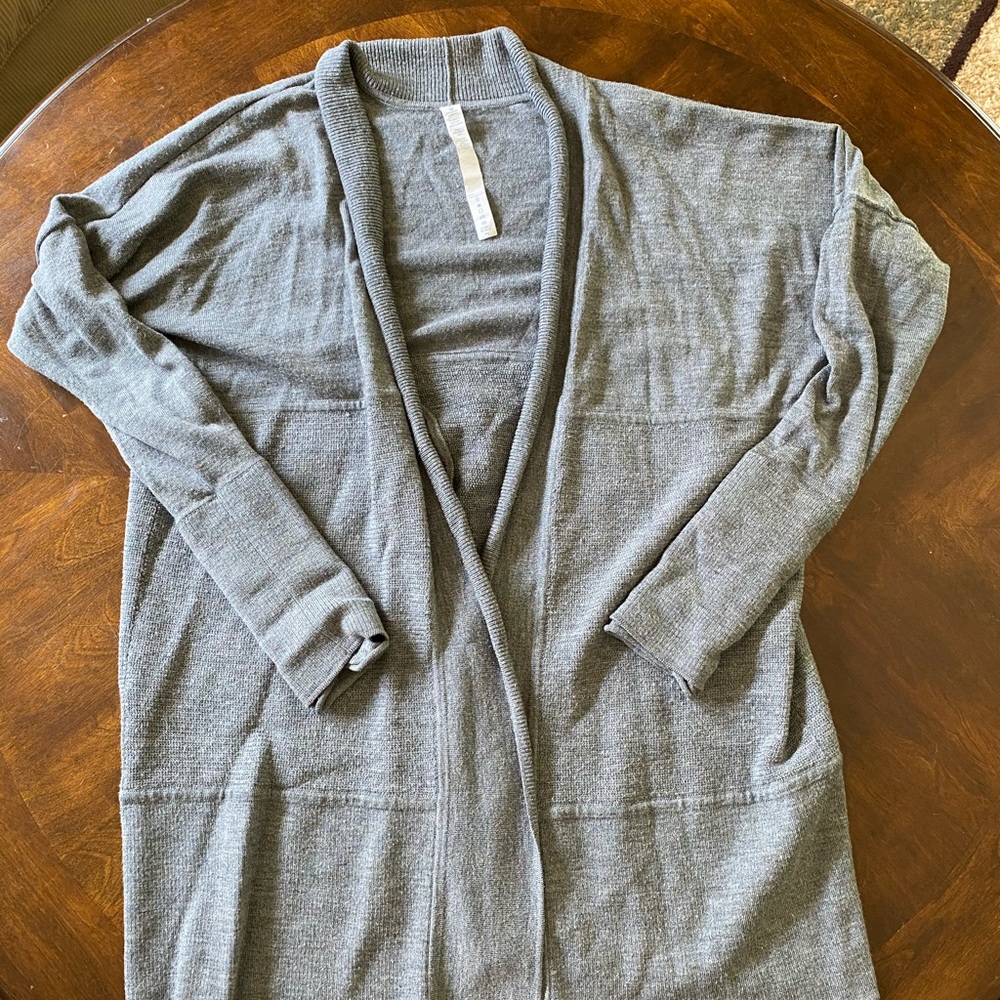 lululemon | sit in lotus wrap